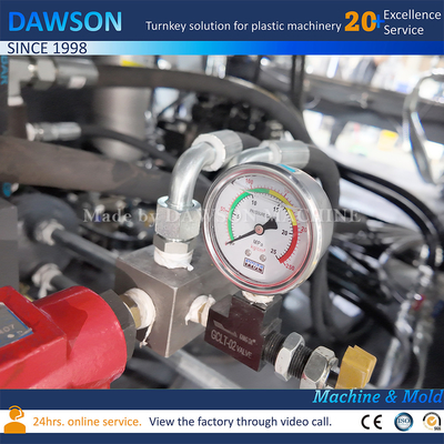 วัตถุดิบ พลาสติก 20L Euro Adblue กระปุกหัวเดี่ยว Die Extrusion Molding เครื่องทํา