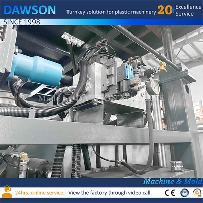 ความต้องการแรงงาน 1-2 โอเปอเรเตอร์ เครื่องทำหุ่นพลาสติก HDPE แบบอัตโนมัติเต็มรูปแบบ เครื่องทำหุ่นจำลองการอัดขึ้นรูป