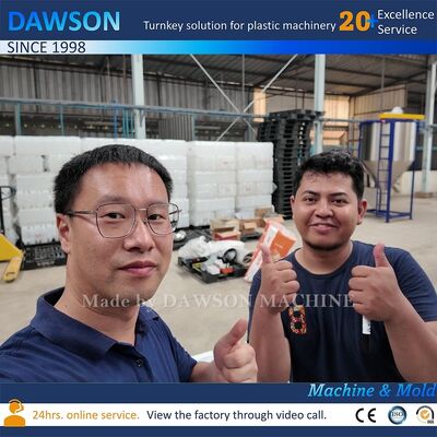 ปริมาณผลิต 130 กิโลกรัมต่อชั่วโมง 20 ลิตร เจอร์รี่ กล่อง Extrusion HDPE Molding พลาสติก Drum Blow Molding Machine 4.4 โดย 3.4 โดย 3.6 เมตร